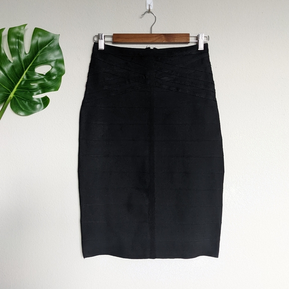 Stella Luce Dresses & Skirts - Stella Luce black textured pencil skirt size large